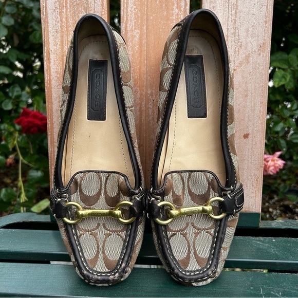 Coach Eve signature loafer - Picture 1 of 8